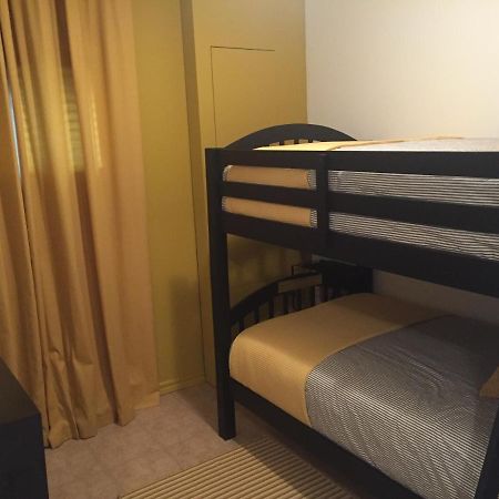 Le 30 B De Vebron Apartment L'Anse-Saint-Jean Luaran gambar