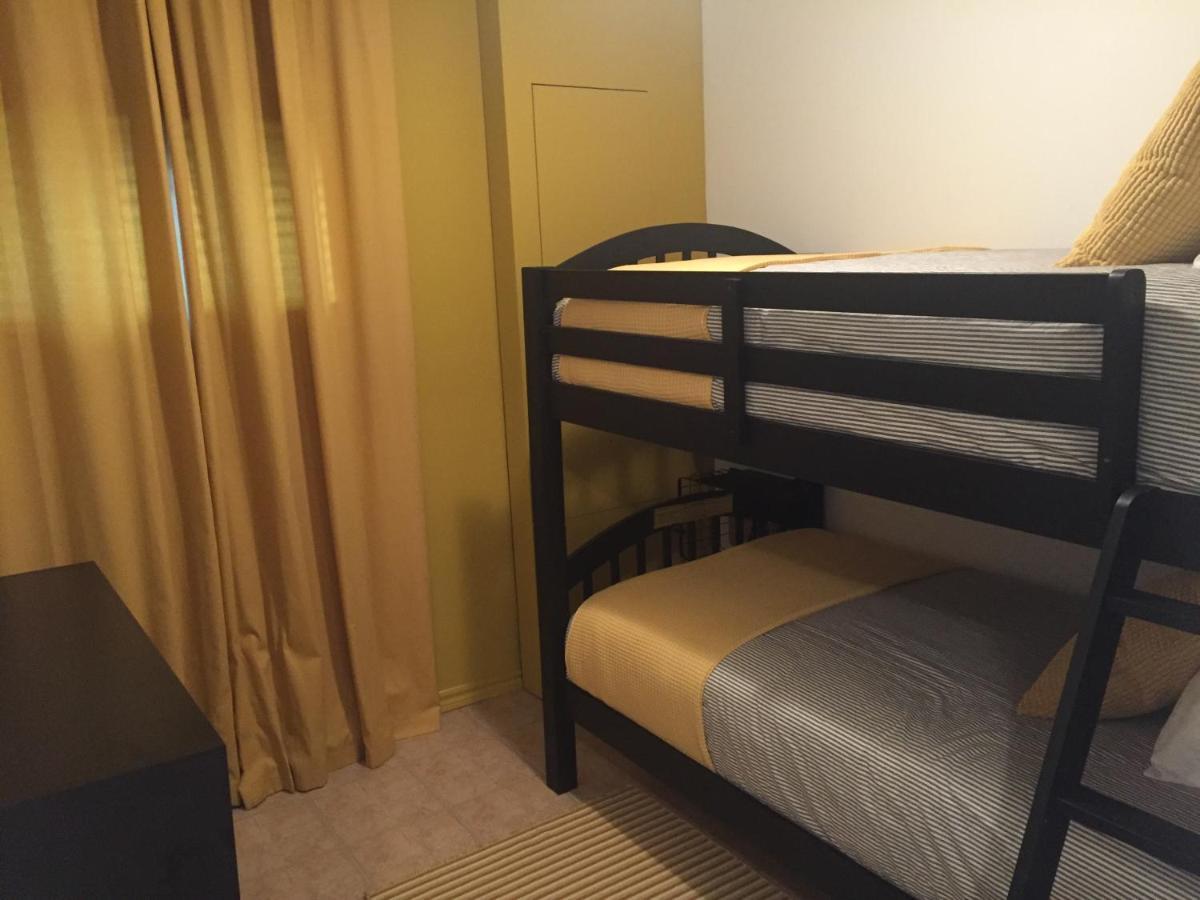 Le 30 B De Vebron Apartment L'Anse-Saint-Jean Luaran gambar
